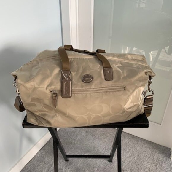 Coach Getaway Signature Nylon Packable Weekender Totebag - Picture 1 of 9